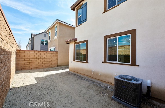 Detail Gallery Image 39 of 55 For 16554 Stone Pine Ln, Fontana,  CA 92336 - 3 Beds | 2/1 Baths