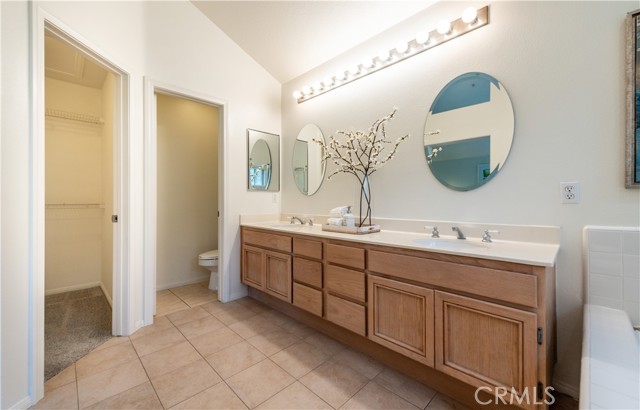 Detail Gallery Image 25 of 39 For 14 Chaumont, Mission Viejo,  CA 92692 - 3 Beds | 2/1 Baths