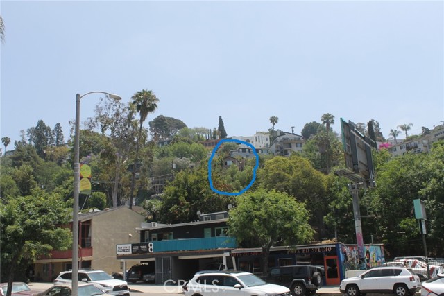 2859 Effie Street, Los Angeles CA: https://media.crmls.org/medias/b4c19c61-867e-4a02-be73-86b1eb1ef0a8.jpg