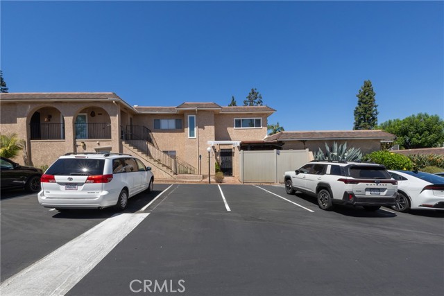 Front Image Thumbnail for CRMB26185645