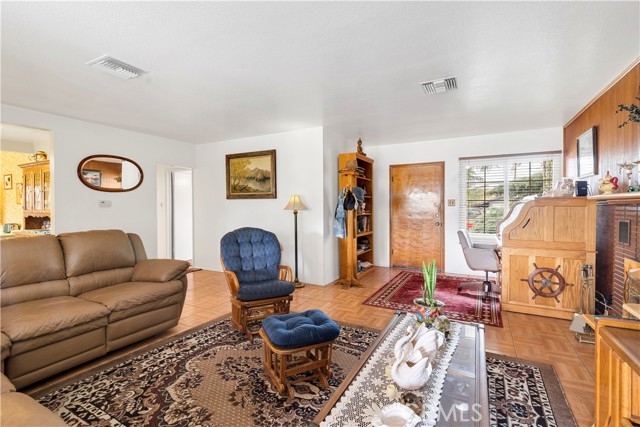 Detail Gallery Image 7 of 35 For 25960 Columbia, Hemet,  CA 92544 - 2 Beds | 2 Baths