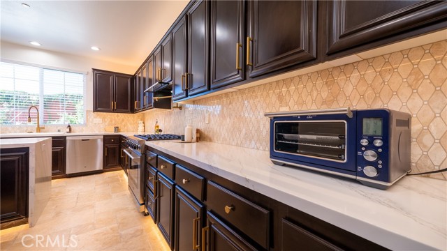 Detail Gallery Image 20 of 74 For 5142 Crimson Pl, Rancho Cucamonga,  CA 91739 - 4 Beds | 3/1 Baths