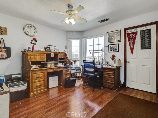 15900 Avenida Atezada, Desert Hot Springs CA: https://media.crmls.org/medias/b4c5de69-400f-479d-8842-08fba8f25148.jpg
