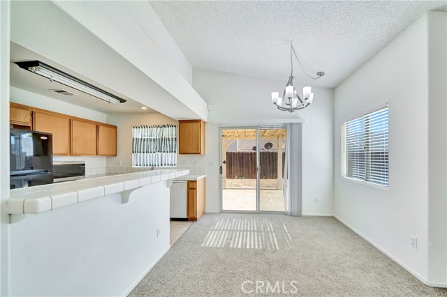 3524 San Jacinto Avenue, Rosamond CA: https://media.crmls.org/medias/b4c5e9e3-3b33-4540-adbe-892a9c674e90.jpg