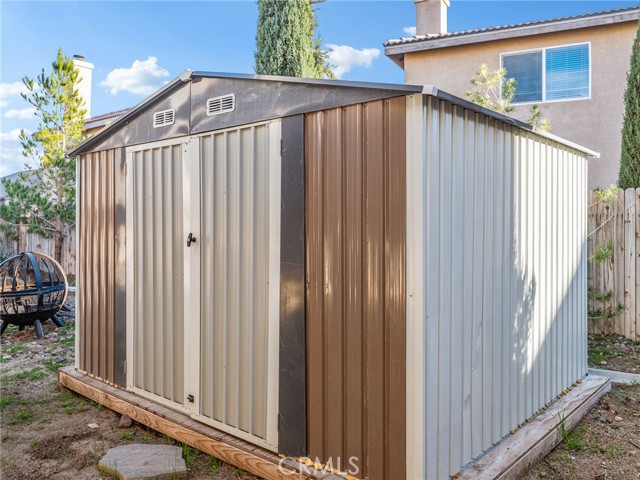 Detail Gallery Image 33 of 35 For 15647 Choctaw Ct, Victorville,  CA 92395 - 3 Beds | 2/1 Baths