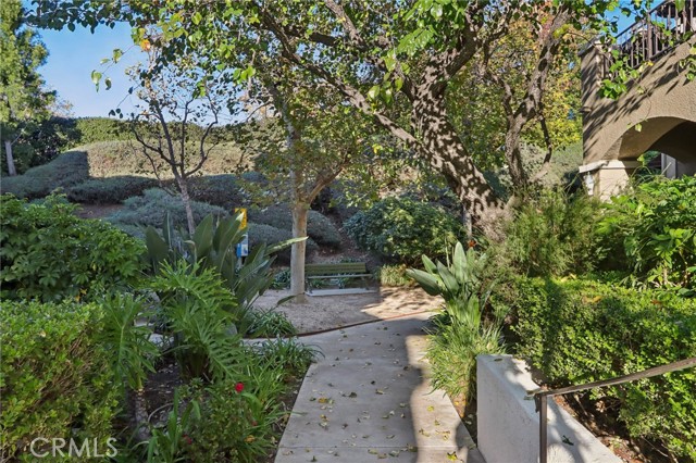 Detail Gallery Image 2 of 15 For 40 via Cordoba, Rancho Santa Margarita,  CA 92688 - 2 Beds | 2 Baths