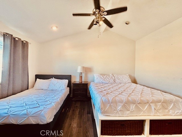 127 29th Street, Newport Beach CA: https://media.crmls.org/medias/b4c7a9c0-83fd-48f5-8bde-c20dedca2302.jpg