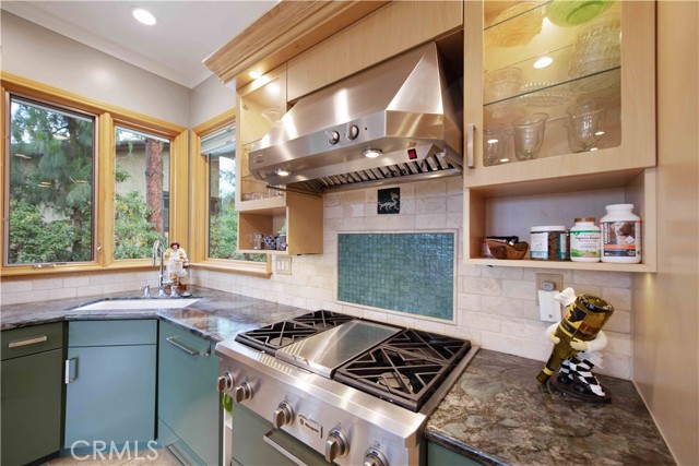 1525 Ramona Drive, Camarillo CA: https://media.crmls.org/medias/b4c8b084-cfe1-4fb3-8512-80dc7ca1a262.jpg