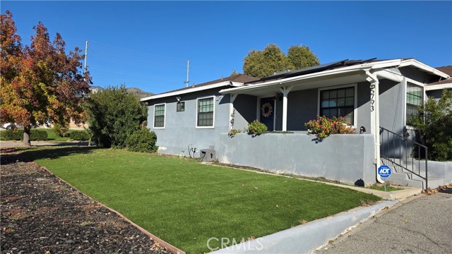 Detail Gallery Image 3 of 32 For 5793 Osbun, San Bernardino,  CA 92404 - 3 Beds | 3 Baths