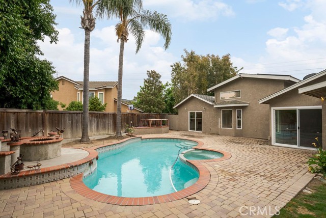 Detail Gallery Image 16 of 47 For 3533 E Shallow Brook Ln, Orange,  CA 92867 - 4 Beds | 2/1 Baths