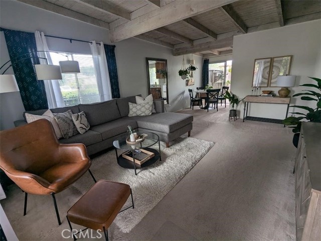 Detail Gallery Image 1 of 13 For 100 Clearbrook Ln #C,  Costa Mesa,  CA 92626 - 1 Beds | 1 Baths
