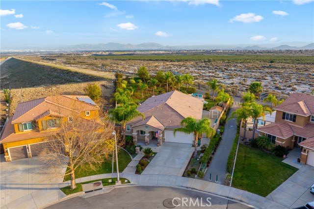 Detail Gallery Image 5 of 42 For 17909 Lapis, San Bernardino,  CA 92407 - 4 Beds | 2 Baths