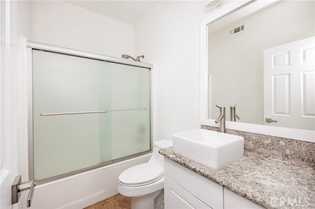 225 Montana Del Lago Drive, Rancho Santa Margarita CA: https://media.crmls.org/medias/b4ca7949-1907-4892-9ad5-7148fcb41fc3.jpg