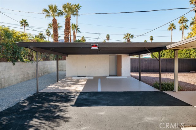 Detail Gallery Image 10 of 29 For 44655 Las Flores Ln, Palm Desert,  CA 92260 - 2 Beds | 1 Baths