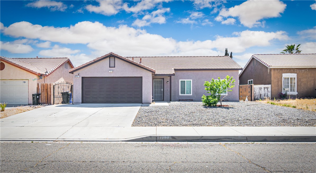 Detail Gallery Image 1 of 1 For 14799 Kimberly St, Adelanto,  CA 92301 - 4 Beds | 2 Baths