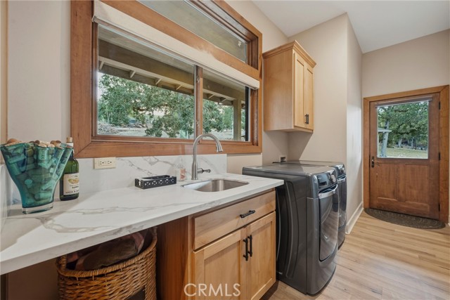 Image 22 of 42 For 17205 Black Oak Hill