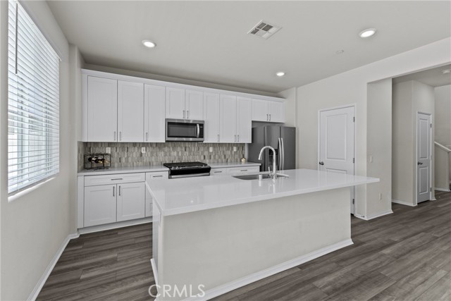 Image 6 of 27 For 36417 Shine Drive