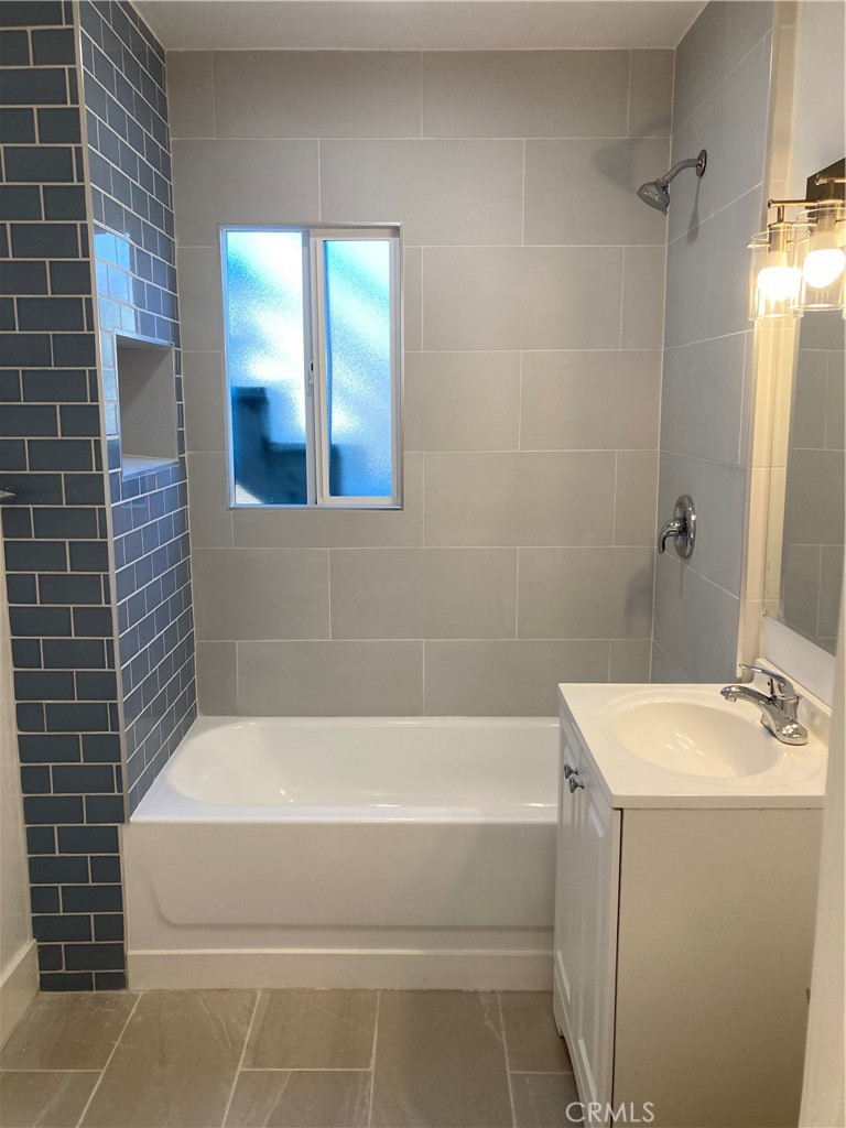 MLS #DW25162596 image #6