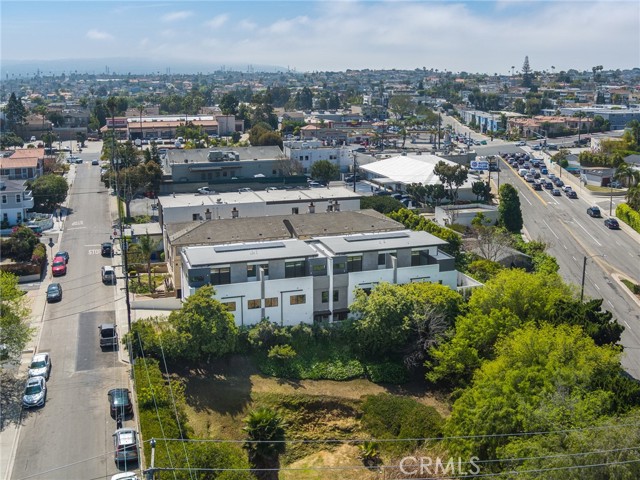 617 Aviation Way, Manhattan Beach, California 90266, 3 Bedrooms Bedrooms, ,1 BathroomBathrooms,Residential,Sold,Aviation,SB22083575