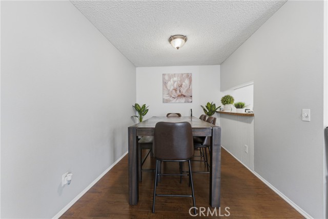 Detail Gallery Image 6 of 20 For 620 Church #6,  Redlands,  CA 92374 - 2 Beds | 2 Baths