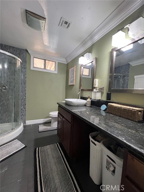 Detail Gallery Image 3 of 15 For 201 W Collins Ave #40,  Orange,  CA 92867 - 2 Beds | 2 Baths