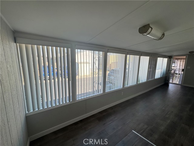8819 Park, Bellflower CA: https://media.crmls.org/medias/b4d13323-0c3c-4ec4-b113-305ac3aa6670.jpg