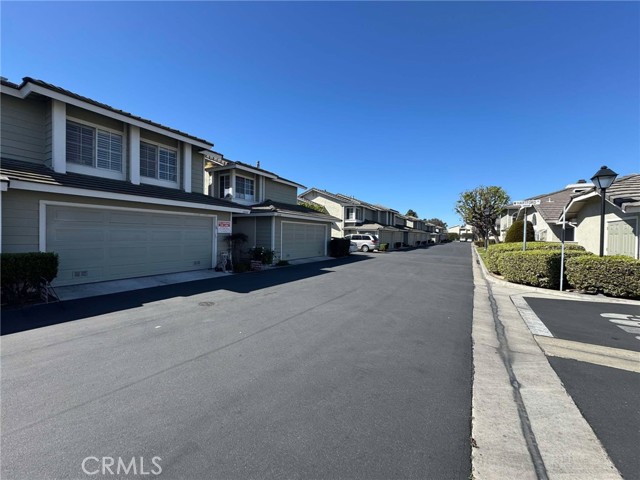 2044 W Hastings Way, Anaheim CA: https://media.crmls.org/medias/b4d13df0-eb1b-4967-ac7a-76929fef585f.jpg