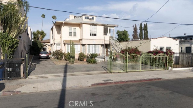 1150 N Kingsley Drive, Los Angeles CA: https://media.crmls.org/medias/b4d1874e-f923-4ba1-99d0-b295f359bf44.jpg