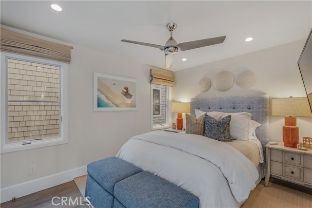 Detail Gallery Image 34 of 55 For 317 E Bay Front, Newport Beach,  CA 92662 - 3 Beds | 3/1 Baths