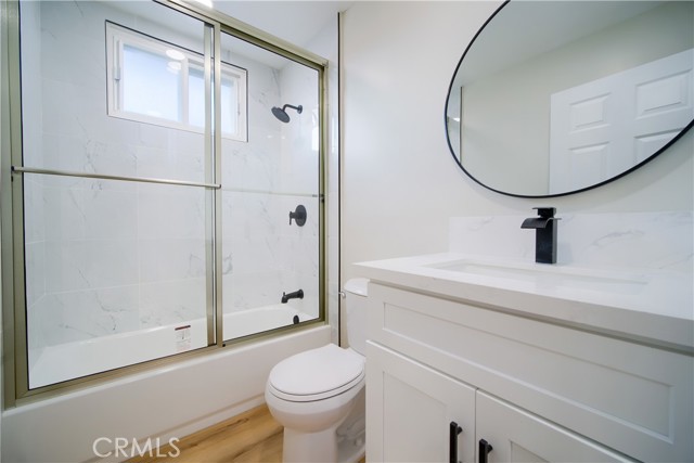 Detail Gallery Image 6 of 20 For 118 E De Anza Cir, Ontario,  CA 91761 - 3 Beds | 1 Baths