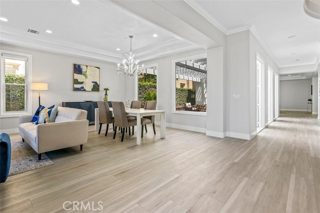 Detail Gallery Image 8 of 74 For 508 Westminster Ave, Newport Beach,  CA 92663 - 5 Beds | 5/1 Baths