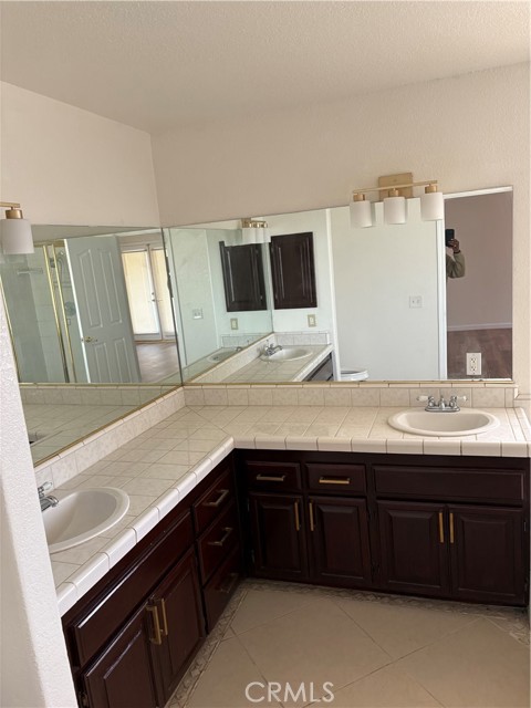 Detail Gallery Image 8 of 11 For 17930 Main St, Hesperia,  CA 92345 - 3 Beds | 2/1 Baths