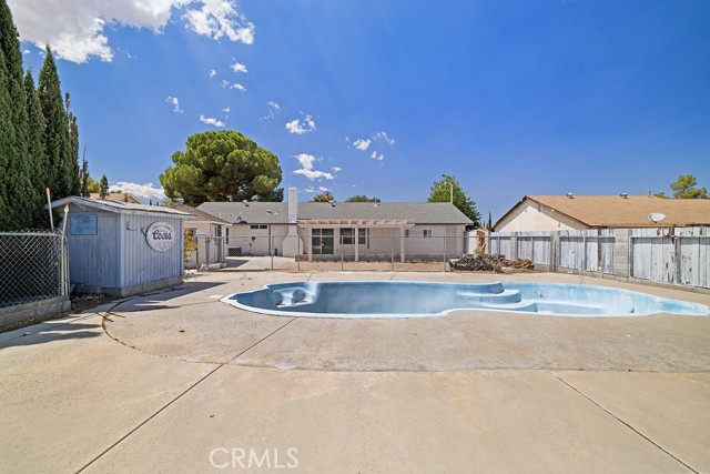 Detail Gallery Image 34 of 48 For 12867 Banyon Tree Ln, Victorville,  CA 92392 - 2 Beds | 2 Baths
