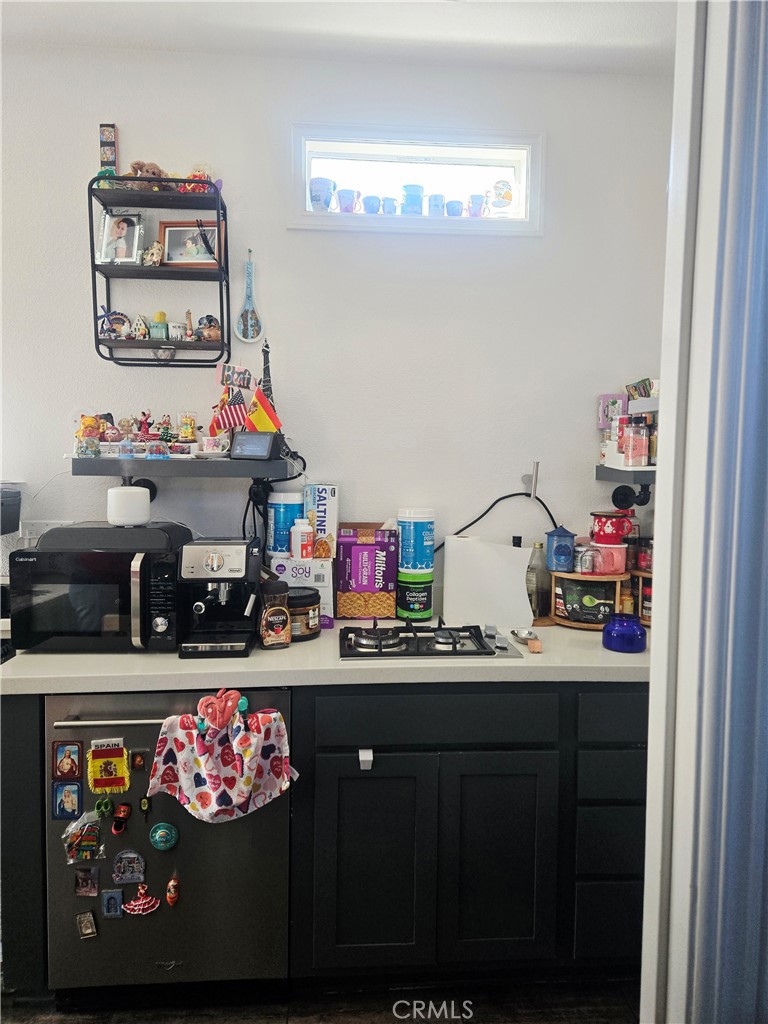 MLS #DW25171893 image #8