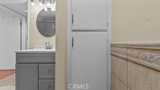 Detail Gallery Image 12 of 20 For 15000 Downey Avenue #135,  Paramount,  CA 90723 - 2 Beds | 1 Baths