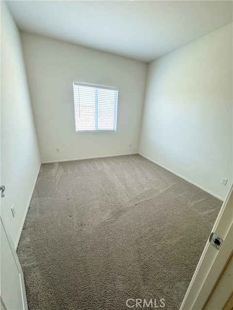 Detail Gallery Image 7 of 9 For 11989 Bellehaven, Victorville,  CA 92392 - 4 Beds | 3 Baths