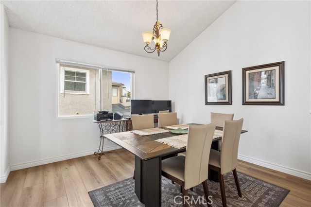 Detail Gallery Image 6 of 22 For 423 Carnation Ave #1/2,  Corona Del Mar,  CA 92625 - 2 Beds | 2 Baths