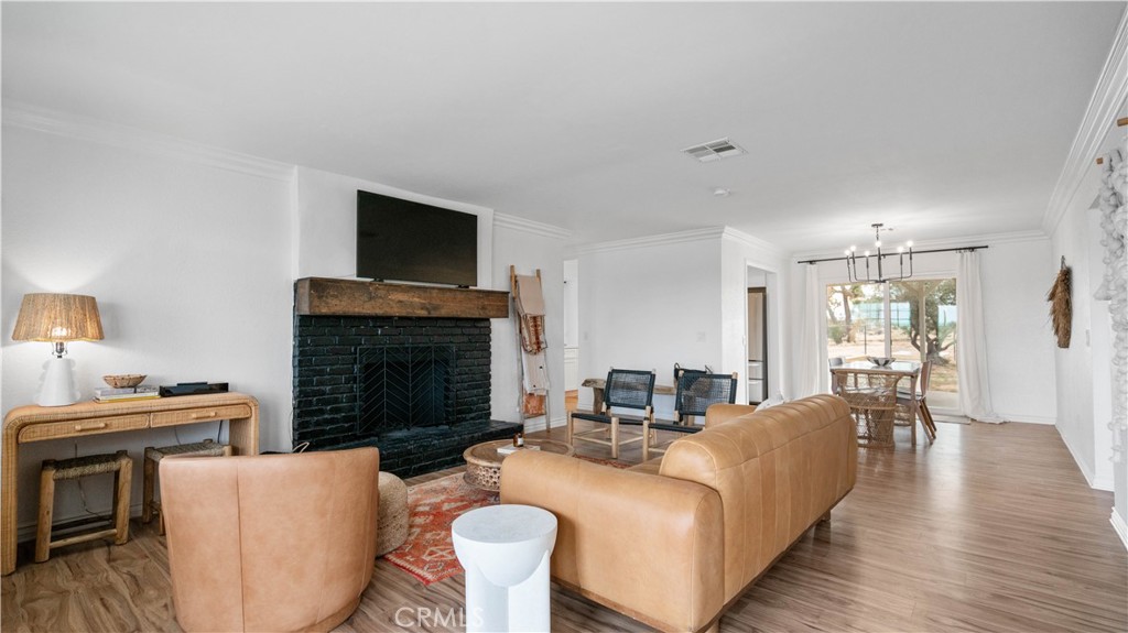 MLS #OC25194140 image #15