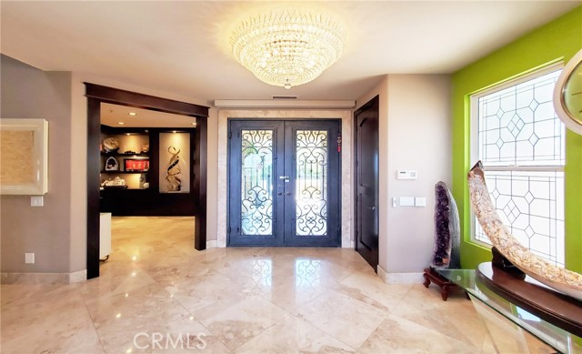 34 Sunset Cove, Newport Coast CA: https://media.crmls.org/medias/b4d55f61-1d31-4409-bbba-dd1e94b0e009.jpg