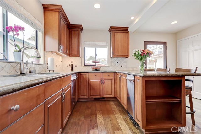 Soft close drawers in the kitchen