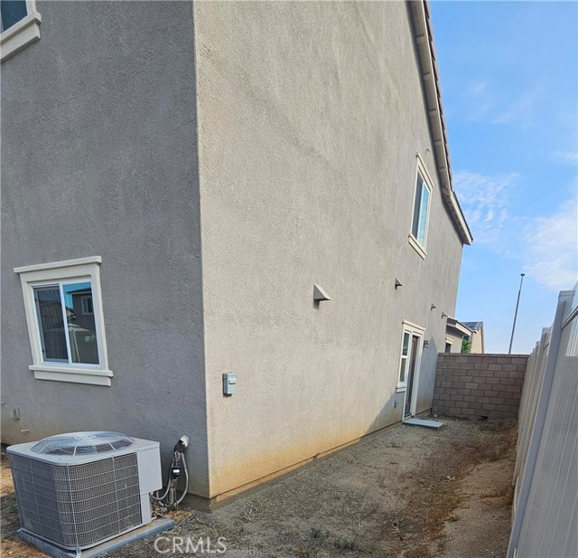 Detail Gallery Image 8 of 52 For 539 Hydrangea St, Hemet,  CA 92543 - 4 Beds | 3/1 Baths