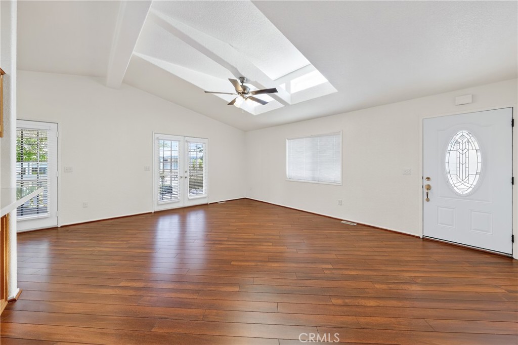 MLS #OC25256466 image #6