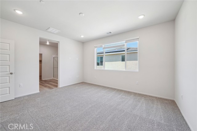 2097 Bergamot Street, Redlands CA: https://media.crmls.org/medias/b4d7e5ee-2880-4a5c-9fe3-afaa1d659b3e.jpg