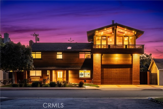 Detail Gallery Image 1 of 78 For 2405 Tustin Ave, Costa Mesa,  CA 92627 - 5 Beds | 4/1 Baths