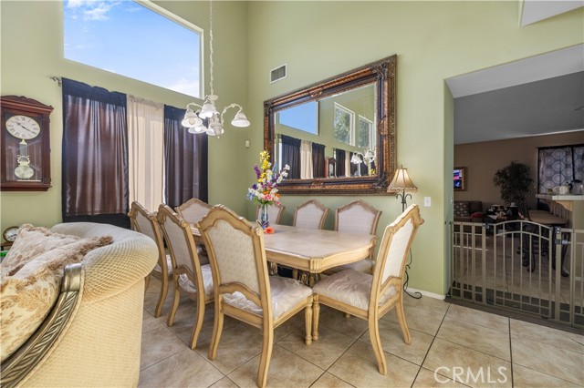 37433 56th E Street, Palmdale CA: https://media.crmls.org/medias/b4d8a92b-20aa-4fe5-8a3e-a18124c79bfd.jpg
