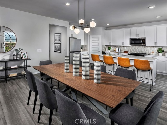 19536 Hanging Rock Road, Lake Elsinore CA: https://media.crmls.org/medias/b4d8d704-6c57-45ac-af7f-4c2e43d3a3f6.jpg