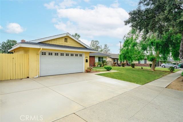 Detail Gallery Image 2 of 44 For 572 E Ghent St, San Dimas,  CA 91773 - 3 Beds | 2 Baths