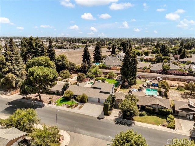 1328 S Cotta Street, Visalia CA: https://media.crmls.org/medias/b4da8688-d65b-4a79-82ee-3b72b5ee940f.jpg