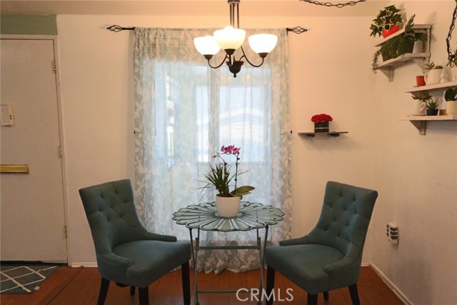 Detail Gallery Image 25 of 71 For 19208 Avenue of the Oaks #J,  Newhall,  CA 91321 - 2 Beds | 1/1 Baths