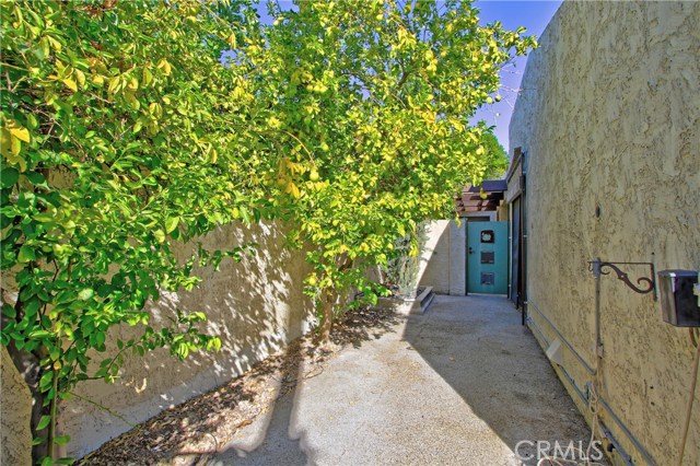 Image 29 for 1451  E Amado RD